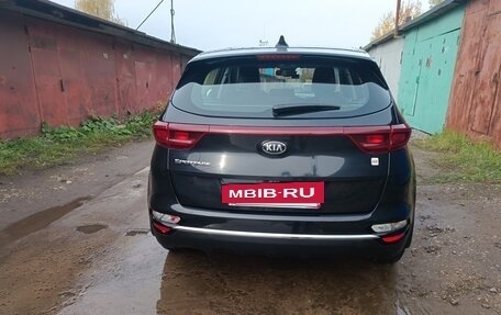 KIA Sportage IV рестайлинг, 2020 год, 1 900 000 рублей, 8 фотография