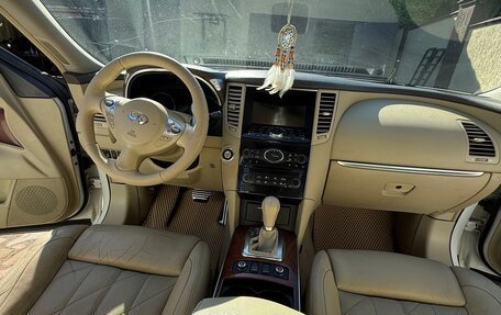 Infiniti FX II, 2011 год, 1 600 000 рублей, 18 фотография