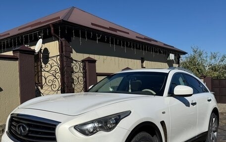 Infiniti FX II, 2011 год, 1 600 000 рублей, 11 фотография