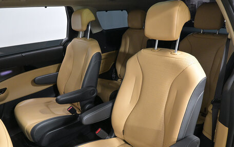 KIA Carnival, 2021 год, 4 060 000 рублей, 23 фотография