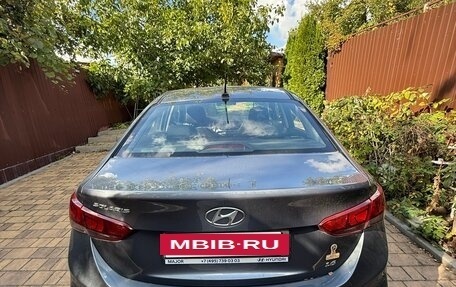 Hyundai Solaris II рестайлинг, 2018 год, 1 100 000 рублей, 5 фотография