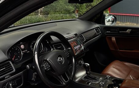 Volkswagen Touareg III, 2013 год, 1 990 000 рублей, 9 фотография