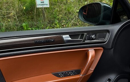 Volkswagen Touareg III, 2013 год, 1 990 000 рублей, 8 фотография