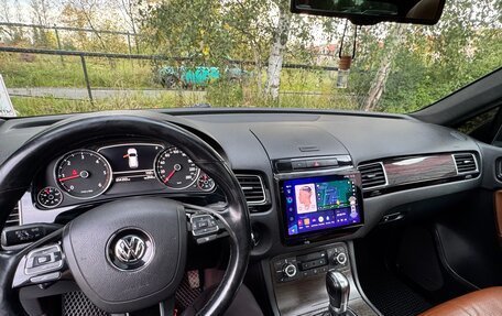 Volkswagen Touareg III, 2013 год, 1 990 000 рублей, 11 фотография