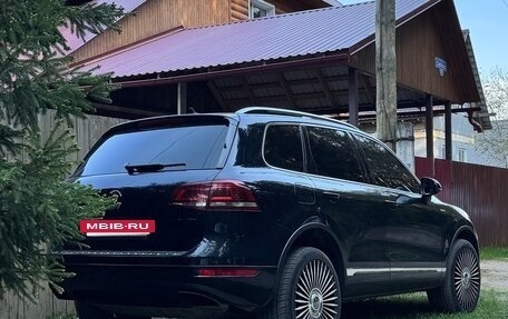 Volkswagen Touareg III, 2013 год, 1 990 000 рублей, 21 фотография
