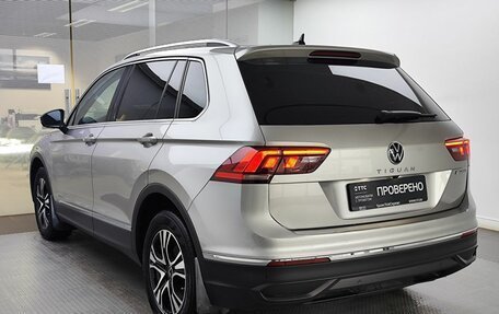 Volkswagen Tiguan II, 2021 год, 2 600 000 рублей, 8 фотография