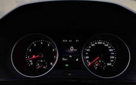 Volkswagen Tiguan II, 2021 год, 2 600 000 рублей, 16 фотография