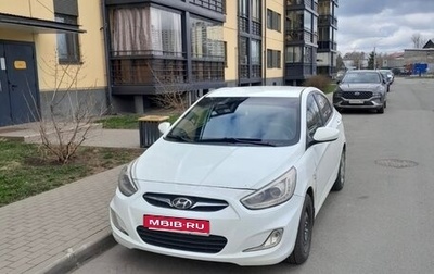 Hyundai Solaris II рестайлинг, 2013 год, 630 000 рублей, 1 фотография