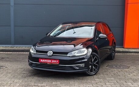 Volkswagen Golf VII, 2019 год, 1 849 000 рублей, 1 фотография