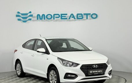 Hyundai Solaris II рестайлинг, 2017 год, 890 000 рублей, 3 фотография