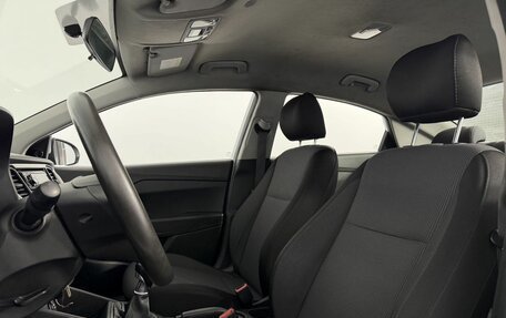 Hyundai Solaris II рестайлинг, 2017 год, 890 000 рублей, 9 фотография