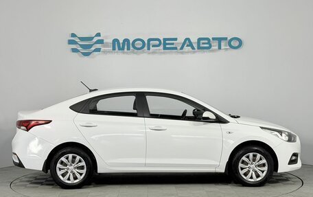 Hyundai Solaris II рестайлинг, 2017 год, 890 000 рублей, 4 фотография