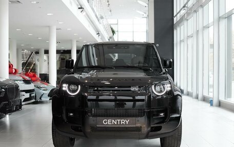 Land Rover Defender II, 2026 год, 16 400 000 рублей, 2 фотография