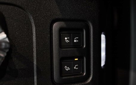 Land Rover Defender II, 2026 год, 16 400 000 рублей, 37 фотография