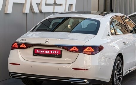 Mercedes-Benz E-Класс, 2024 год, 6 900 000 рублей, 7 фотография