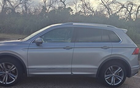 Volkswagen Tiguan II, 2018 год, 3 100 000 рублей, 6 фотография