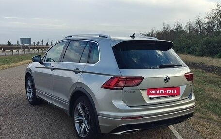 Volkswagen Tiguan II, 2018 год, 3 100 000 рублей, 8 фотография