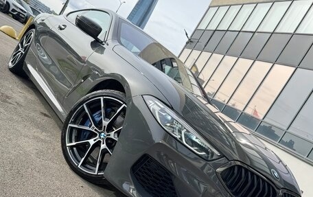BMW 8 серия, 2019 год, 7 000 000 рублей, 3 фотография