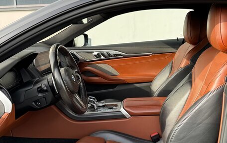 BMW 8 серия, 2019 год, 7 000 000 рублей, 13 фотография