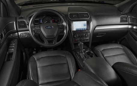 Ford Explorer VI, 2018 год, 2 699 000 рублей, 7 фотография