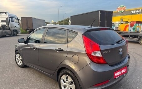 Hyundai Solaris II рестайлинг, 2015 год, 940 000 рублей, 6 фотография