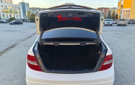 Mercedes-Benz C-Класс, 2011 год, 1 200 000 рублей, 15 фотография