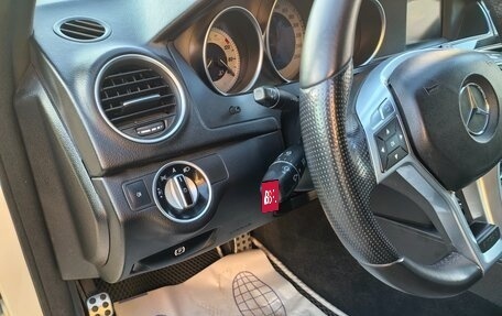Mercedes-Benz C-Класс, 2011 год, 1 200 000 рублей, 20 фотография