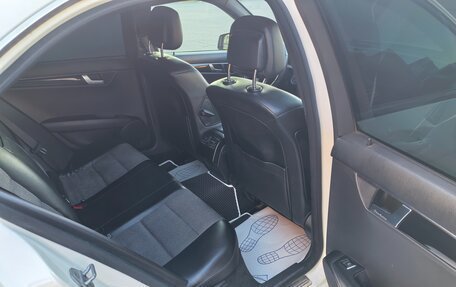 Mercedes-Benz C-Класс, 2011 год, 1 200 000 рублей, 23 фотография