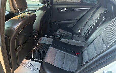 Mercedes-Benz C-Класс, 2011 год, 1 200 000 рублей, 27 фотография