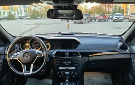 Mercedes-Benz C-Класс, 2011 год, 1 200 000 рублей, 28 фотография