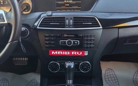 Mercedes-Benz C-Класс, 2011 год, 1 200 000 рублей, 30 фотография