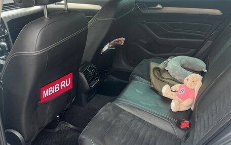 Volkswagen Passat B8 рестайлинг, 2019 год, 2 275 000 рублей, 10 фотография