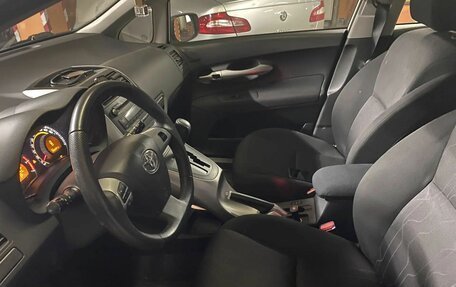Toyota Auris II, 2011 год, 920 000 рублей, 6 фотография