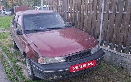 Daewoo Nexia I рестайлинг, 2005 год, 100 000 рублей, 3 фотография