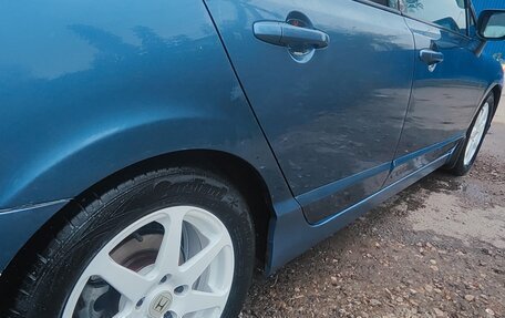 Honda Civic VIII, 2010 год, 750 000 рублей, 11 фотография