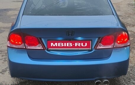 Honda Civic VIII, 2010 год, 750 000 рублей, 3 фотография