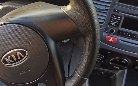 KIA Rio II, 2009 год, 585 000 рублей, 8 фотография