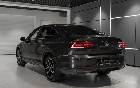 Volkswagen Passat B8 рестайлинг, 2016 год, 1 675 000 рублей, 4 фотография