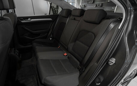 Volkswagen Passat B8 рестайлинг, 2016 год, 1 675 000 рублей, 12 фотография