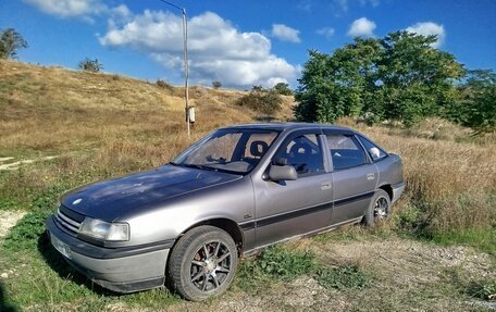 Opel Vectra A, 1990 год, 130 000 рублей, 1 фотография