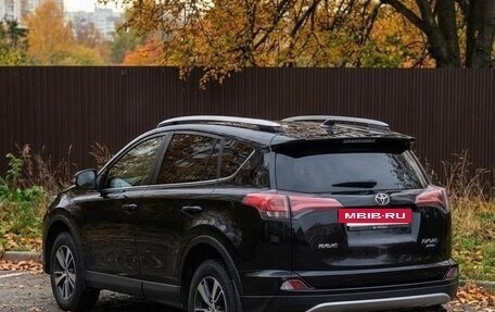 Toyota RAV4, 2016 год, 2 300 000 рублей, 5 фотография