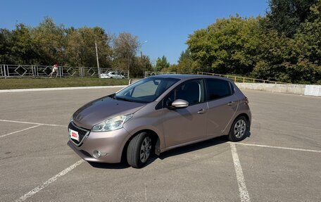 Peugeot 208 II, 2013 год, 620 000 рублей, 2 фотография