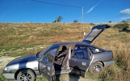 Opel Vectra A, 1990 год, 130 000 рублей, 6 фотография