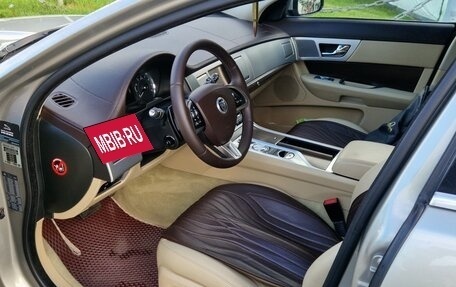 Jaguar XF I рестайлинг, 2011 год, 1 300 000 рублей, 6 фотография