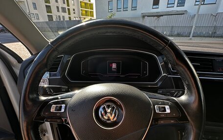 Volkswagen Tiguan II, 2019 год, 2 750 000 рублей, 9 фотография