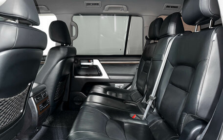 Toyota Land Cruiser 200, 2016 год, 4 650 000 рублей, 13 фотография