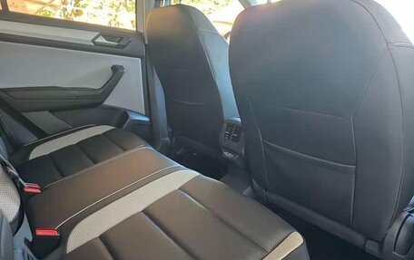 Volkswagen T-Roc I, 2023 год, 1 850 000 рублей, 19 фотография