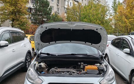 Hyundai Solaris II рестайлинг, 2013 год, 585 000 рублей, 2 фотография