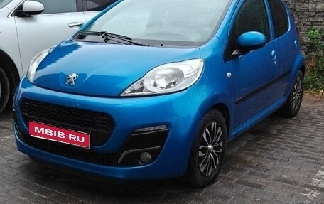 Peugeot 107 I рестайлинг, 2012 год, 430 000 рублей, 1 фотография