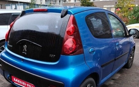 Peugeot 107 I рестайлинг, 2012 год, 430 000 рублей, 4 фотография
